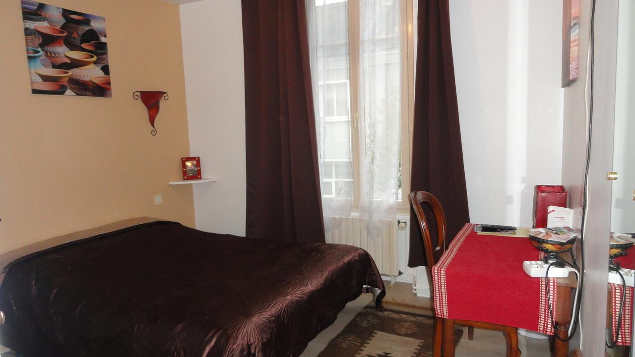Le Quai 3 Hotell Châteaubriant Eksteriør bilde