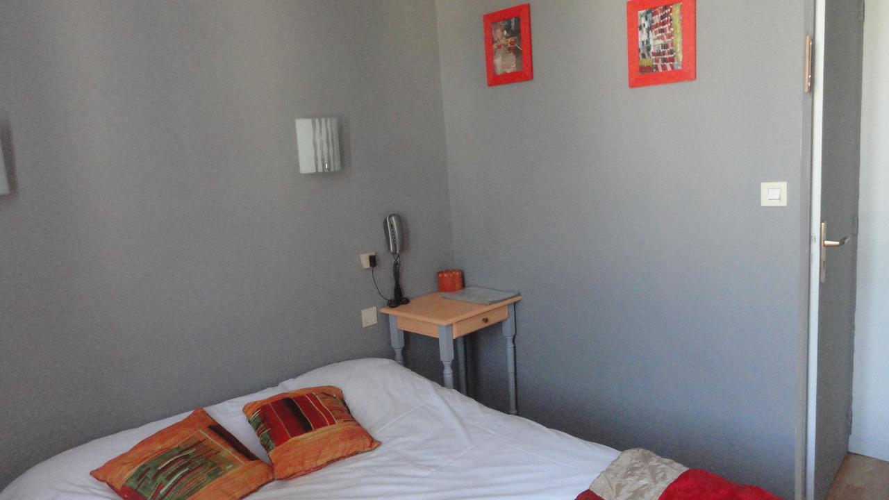 Le Quai 3 Hotell Châteaubriant Eksteriør bilde