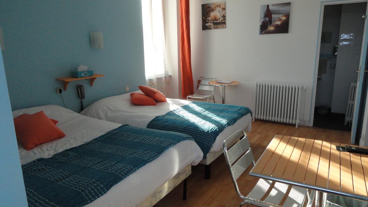 Le Quai 3 Hotell Châteaubriant Eksteriør bilde